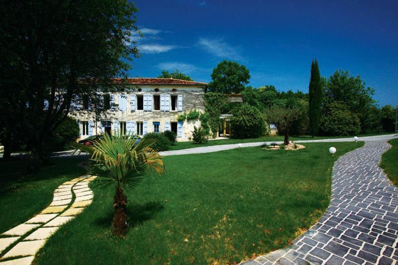 L'Hedoniste Hotel Cherac Exterior photo